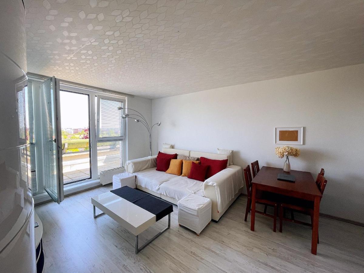 Schone Wohnung Mit Dachterrasse Bécs Kültér fotó